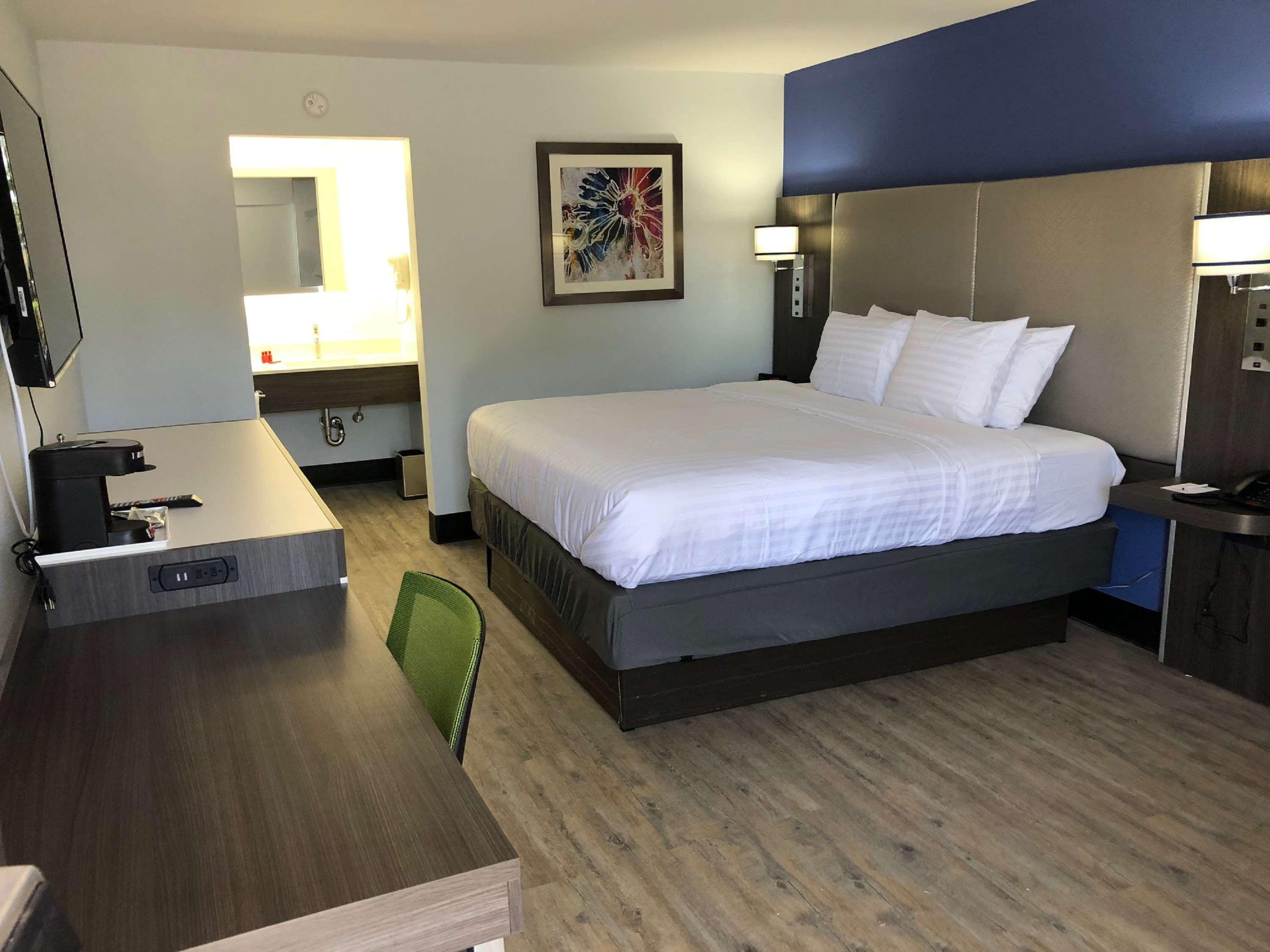 Surestay Plus Hotel By Best Western Sacramento Cal Expo מראה חיצוני תמונה